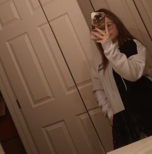 Meet your Posher, Riley